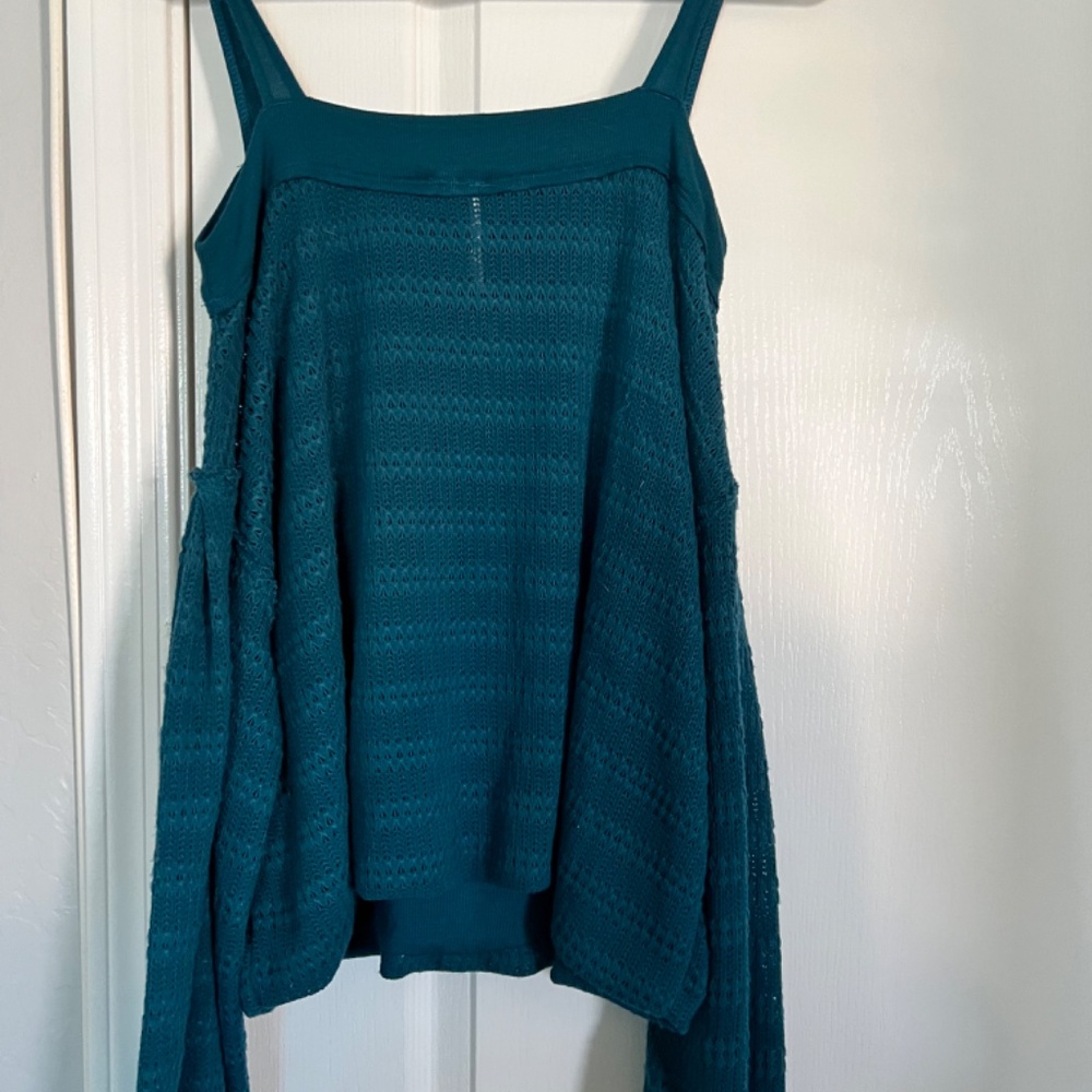 Free People - Picture 2 of 4